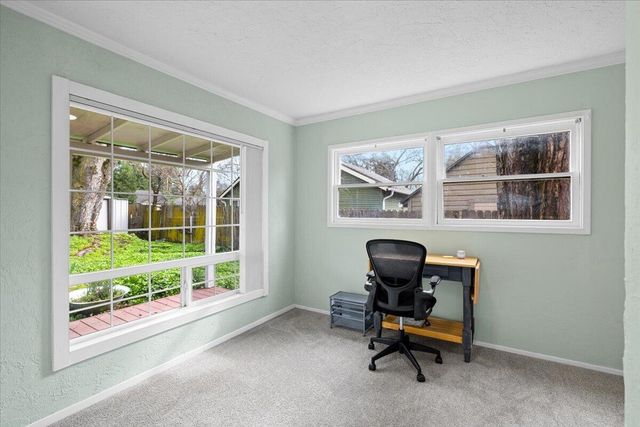 122 Willamette Avenue, Medford, OR 97504