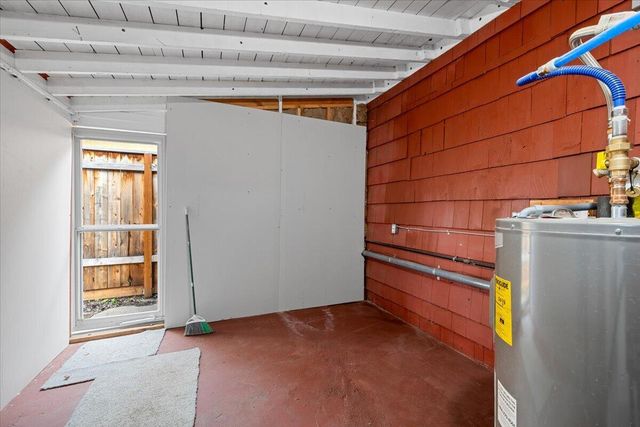 122 Willamette Avenue, Medford, OR 97504