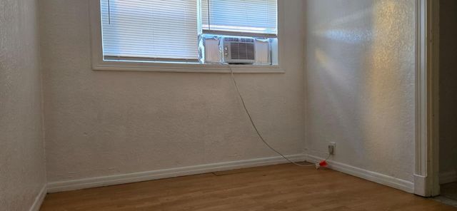 112 Newton Road, West Park, FL 33023