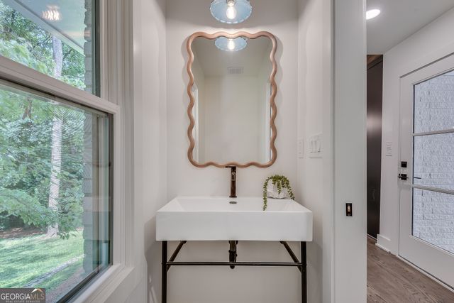 2574 Woodwardia Road NE, Atlanta, GA 30345