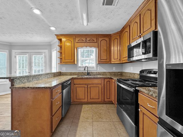 2822 Arbor Court SE, Conyers, GA 30013