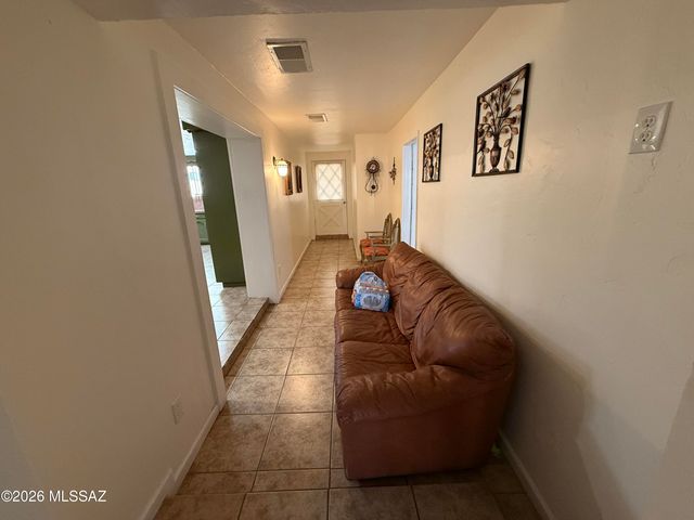 680 N Tyler Avenue, Nogales, AZ 85621