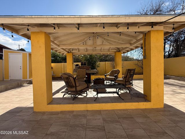 680 N Tyler Avenue, Nogales, AZ 85621