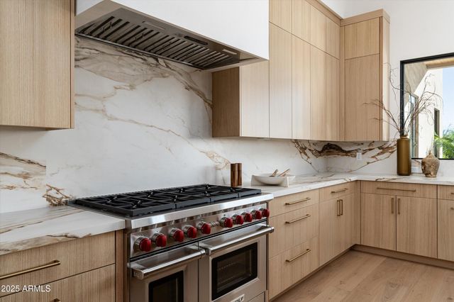 27159 N 67TH Street, Scottsdale, AZ 85266