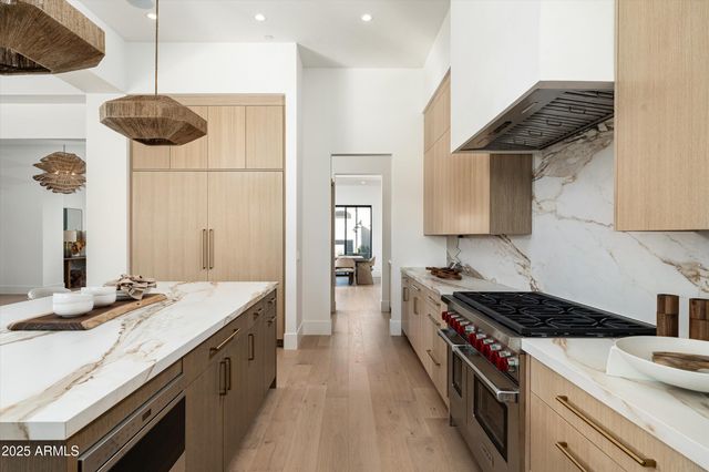 27159 N 67TH Street, Scottsdale, AZ 85266