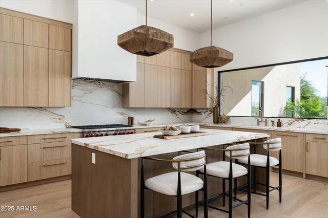 27159 N 67TH Street, Scottsdale, AZ 85266