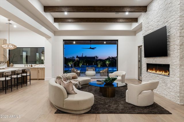 27159 N 67TH Street, Scottsdale, AZ 85266