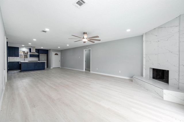 3610 Brier Gardens Drive, Houston, TX 77082