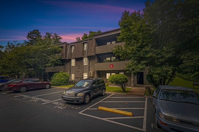 2929 Selena Dr Apt K142, Nashville, TN 37211