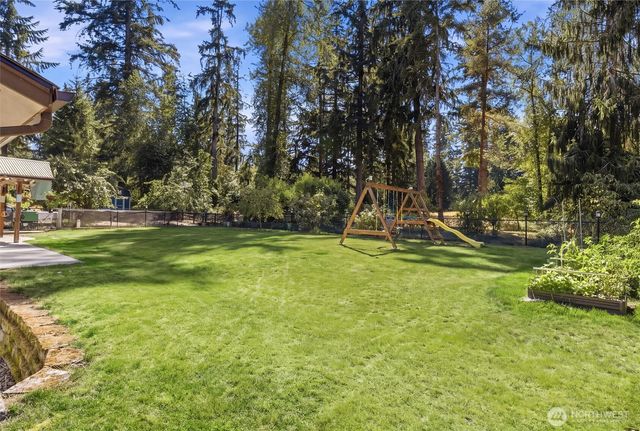 15967 186th Avenue NE, Woodinville, WA 98072