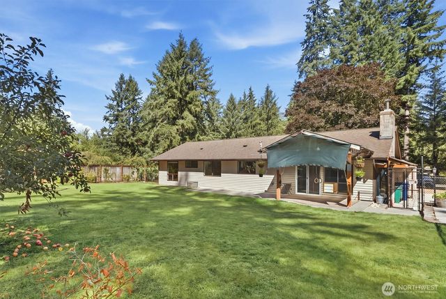 15967 186th Avenue NE, Woodinville, WA 98072
