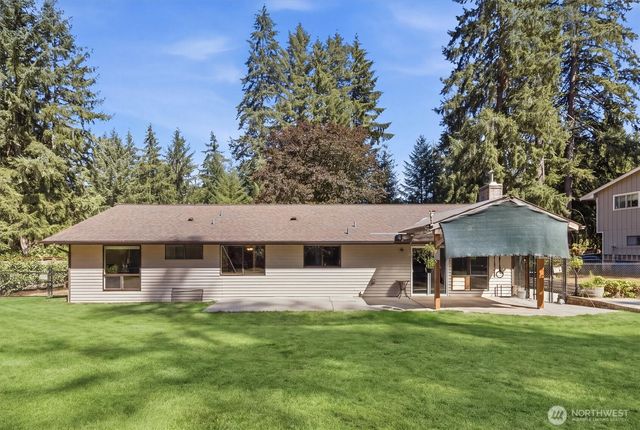 15967 186th Avenue NE, Woodinville, WA 98072