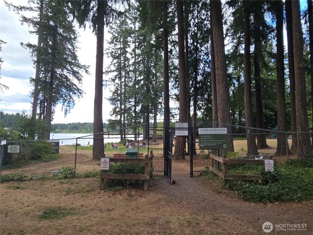 15967 186th Avenue NE, Woodinville, WA 98072