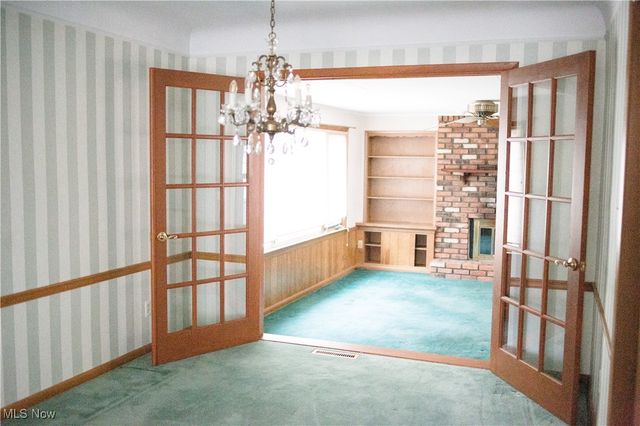 4348 W 202nd Street, Fairview Park, OH 44126