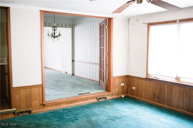 4348 W 202nd Street, Fairview Park, OH 44126