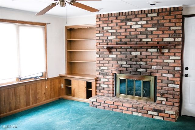 4348 W 202nd Street, Fairview Park, OH 44126