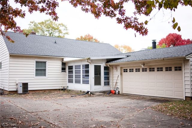 4348 W 202nd Street, Fairview Park, OH 44126