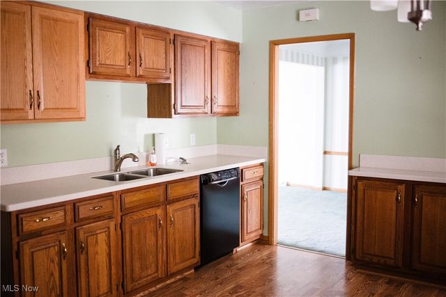 4348 W 202nd Street, Fairview Park, OH 44126