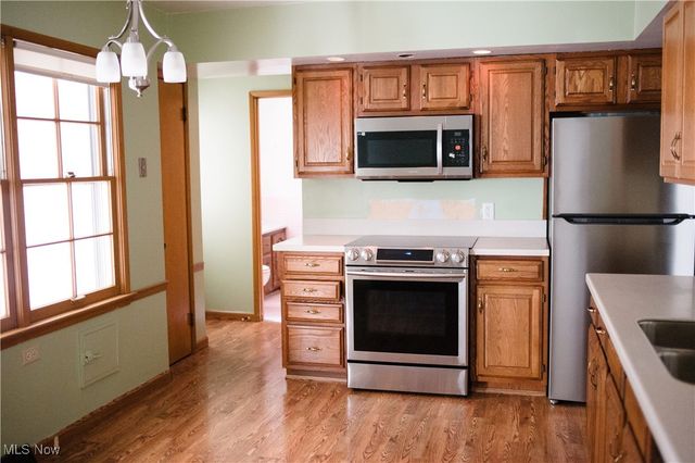 4348 W 202nd Street, Fairview Park, OH 44126