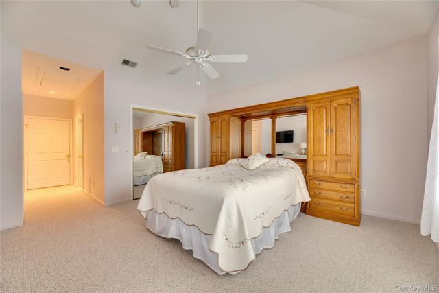 548 Highland Court, Moriches, NY 11955