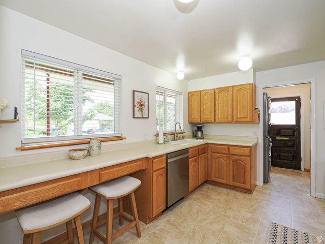 2675 E GREGSON AVE, Salt Lake City, UT 84105