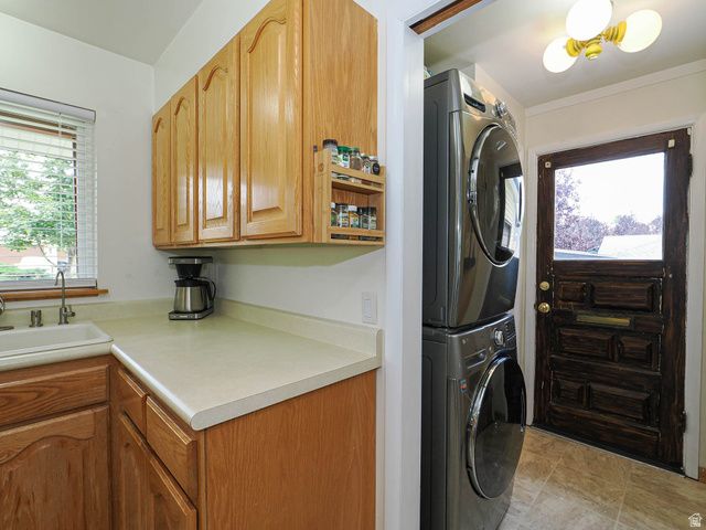 2675 E GREGSON AVE, Salt Lake City, UT 84105
