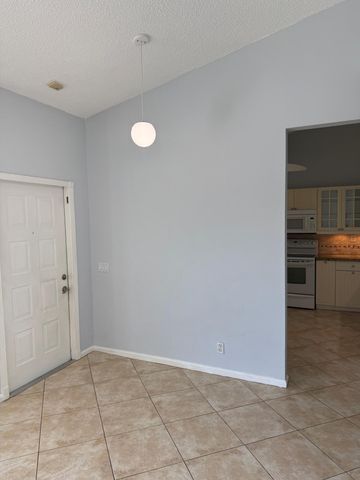 2351 NE 14th Street Causeway 537, Pompano Beach, FL 33062