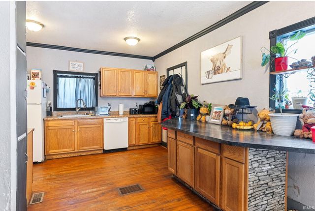 404 N Martha Street, Angola, IN 46703