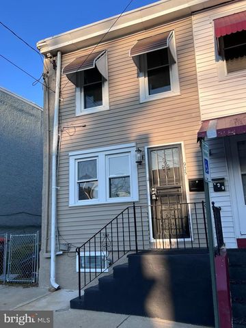 925 CENTRAL AVE, Chester, PA 19013