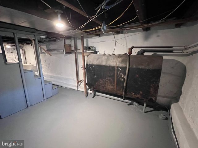 925 CENTRAL AVE, Chester, PA 19013