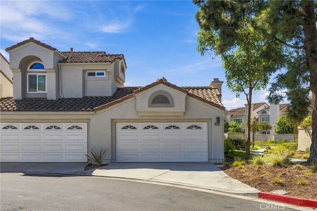 172 Almador, Irvine, CA 92614 — photo 2