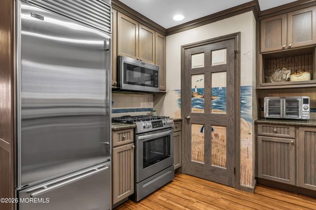 29 21st Avenue 4, Seaside Park, NJ 08752
