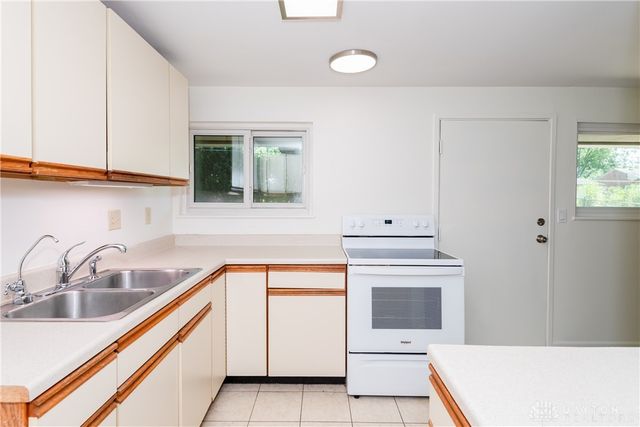3800 Hertland Drive, Dayton, OH 45439