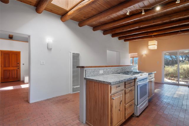 67 Los Hornos Road, Lamy, NM 87540