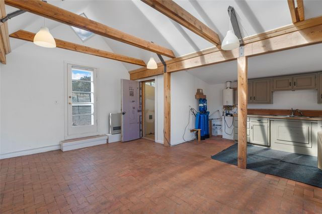 67 Los Hornos Road, Lamy, NM 87540