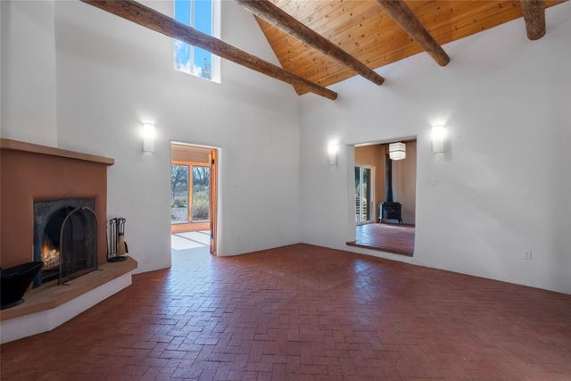 67 Los Hornos Road, Lamy, NM 87540