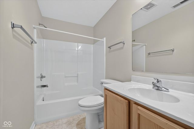 9596 Thradd Street, Fishers, IN 46038