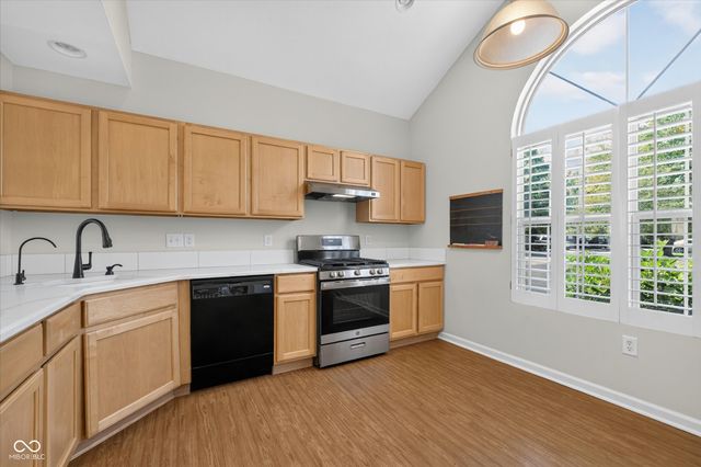 9596 Thradd Street, Fishers, IN 46038