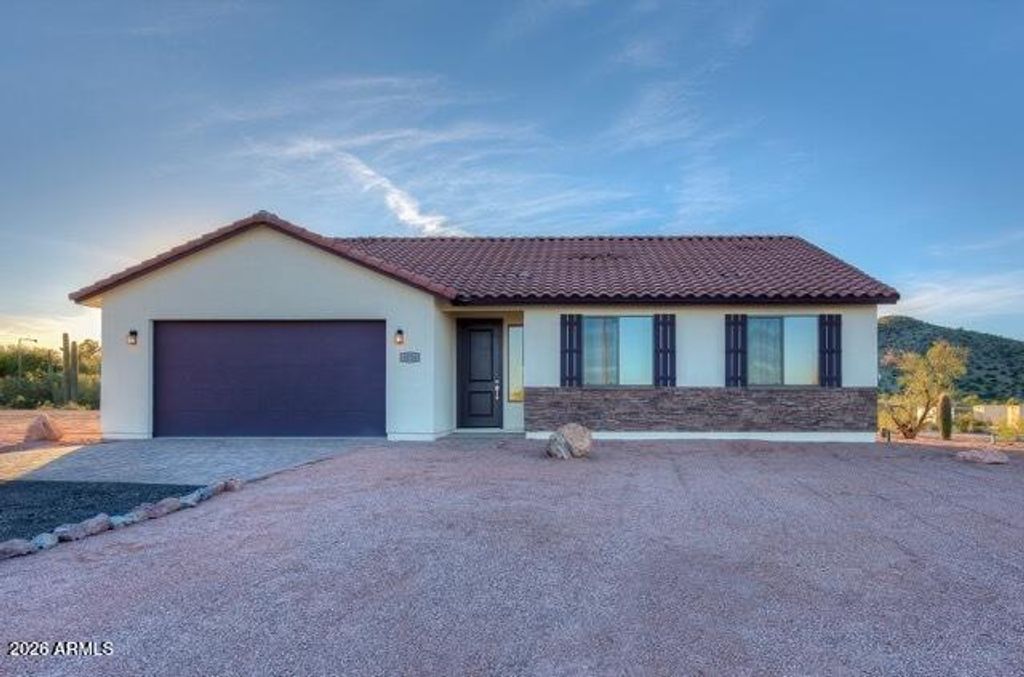 19445 W Teakwood Drive, Buckeye, AZ 85326 — exterior