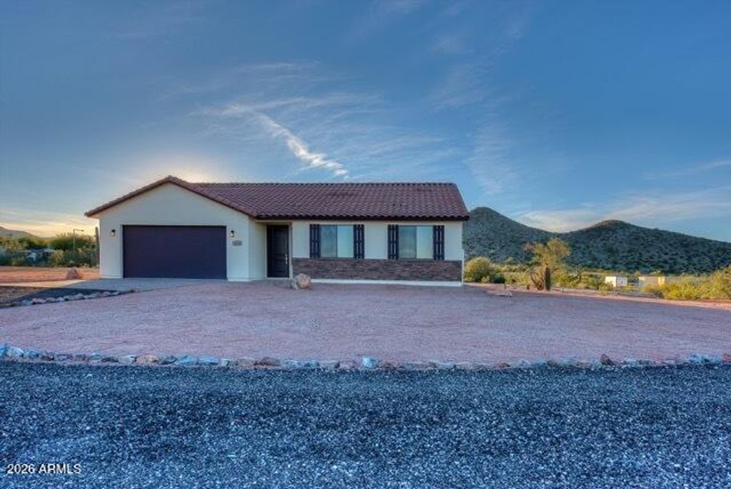 19445 W Teakwood Drive, Buckeye, AZ 85326 — photo 2