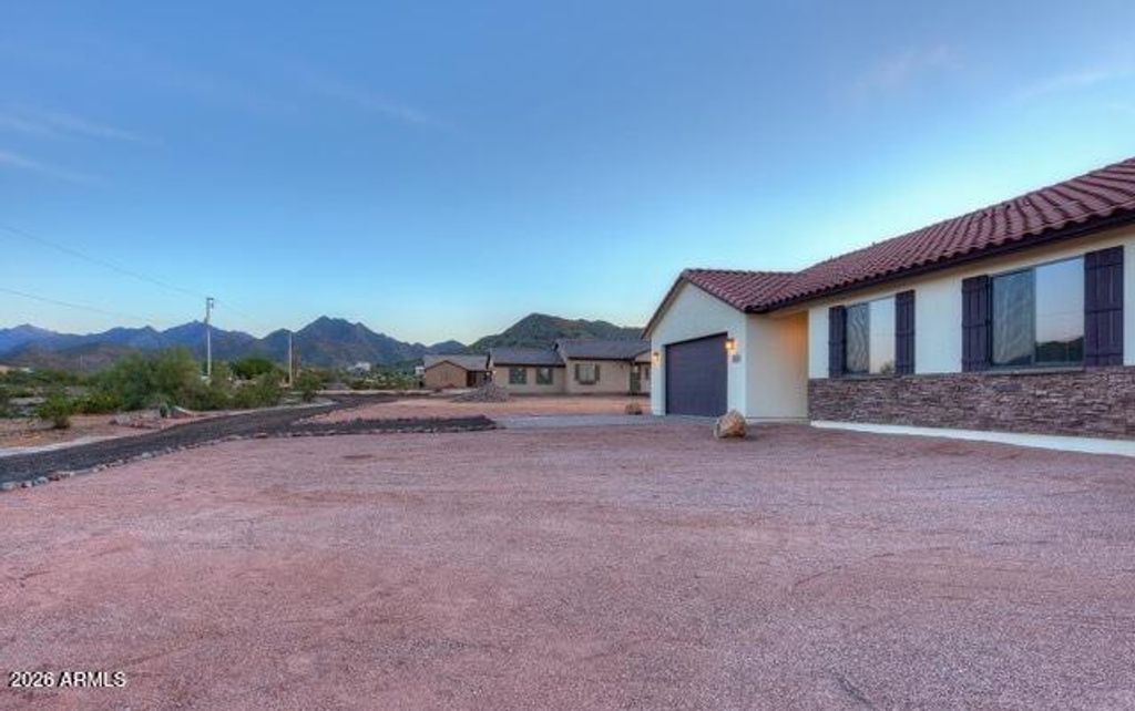 19445 W Teakwood Drive, Buckeye, AZ 85326 — photo 3