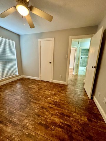 78 Wind Whisper Court, The Woodlands, TX 77380