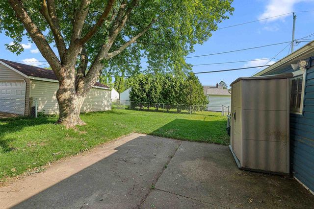 146 HAZEL STREET, Neenah, WI 54956