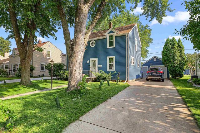 146 HAZEL STREET, Neenah, WI 54956