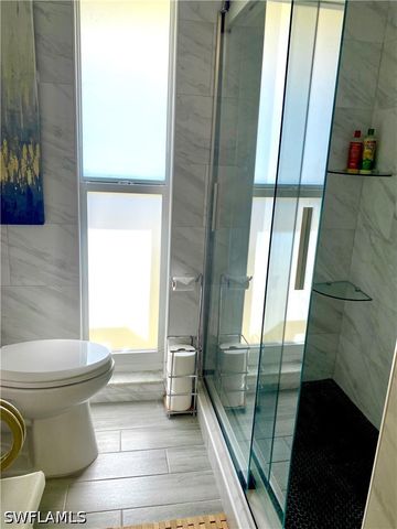 306 Palm DR 2, Naples, FL 34112