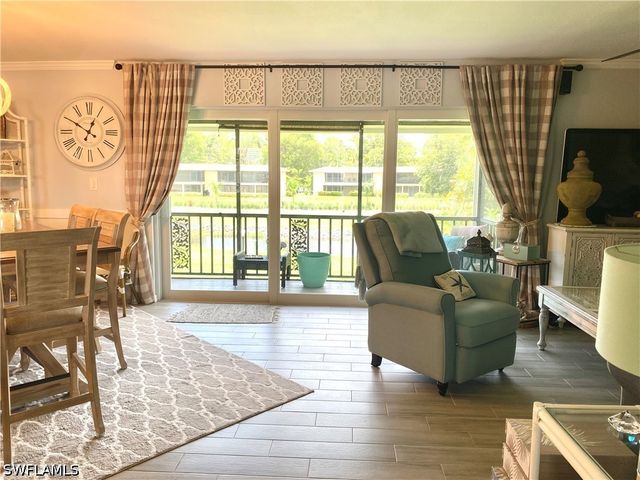 306 Palm DR 2, Naples, FL 34112