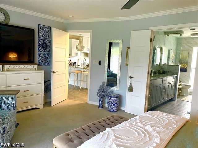 306 Palm DR 2, Naples, FL 34112