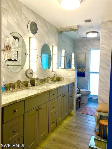 306 Palm DR 2, Naples, FL 34112