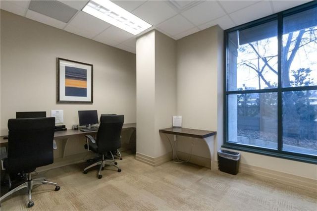 3040 Peachtree Road Road NW 813, Atlanta, GA 30305