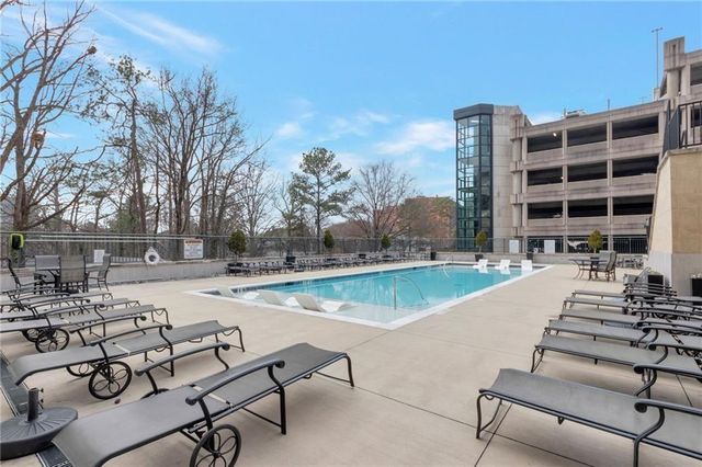 3040 Peachtree Road Road NW 813, Atlanta, GA 30305